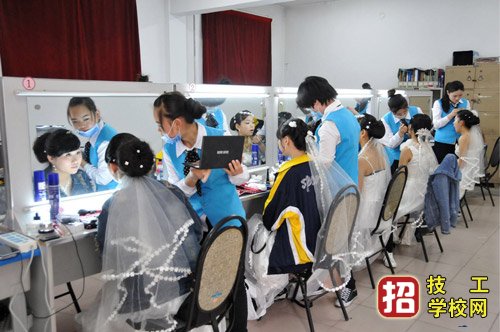 石家庄旅游学校实训室