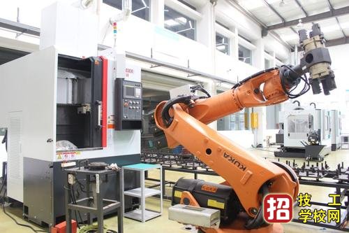 石家庄东华铁路学校工业机器人