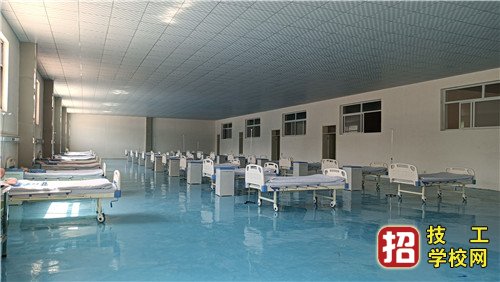 河北同仁医学院是全封闭管理模式吗？