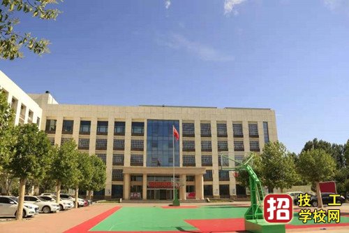 河北同仁医学院是公办吗？