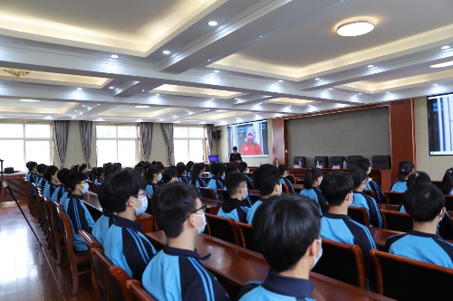 初中毕业学医能升学吗？升学好考吗？